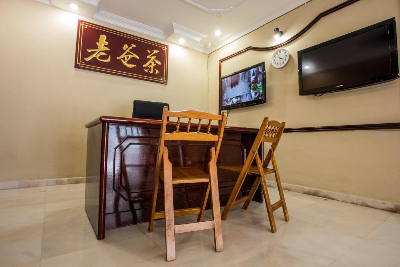 Concordia Inn George Town Eksteriør bilde